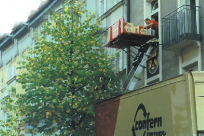 Aussenaufzug am Haus